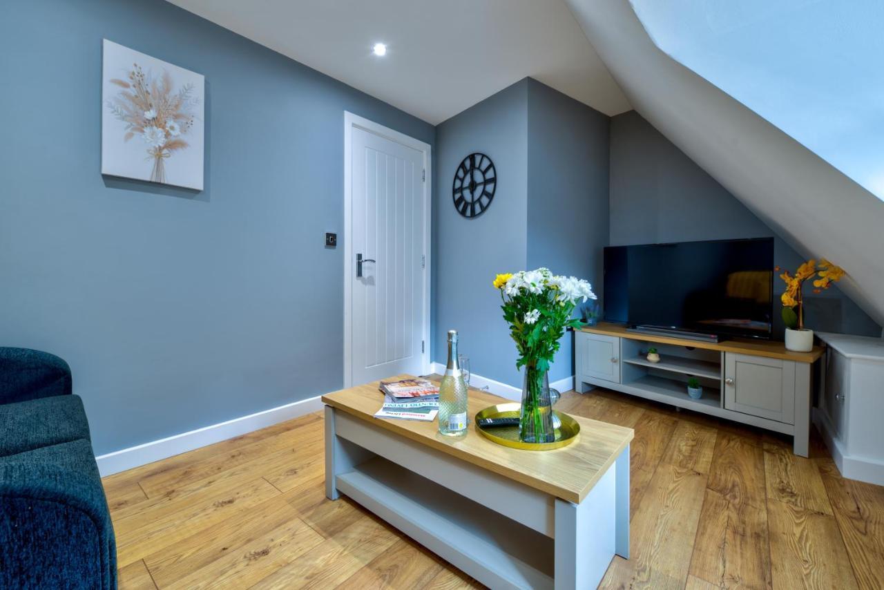 Stamford Central Stay - Stylish 2-Bed Apartment With Wifi Kültér fotó